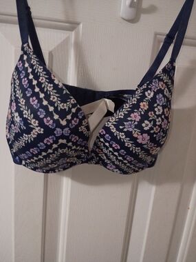 VS Pink Wear Everyday Push Up Bra-32D